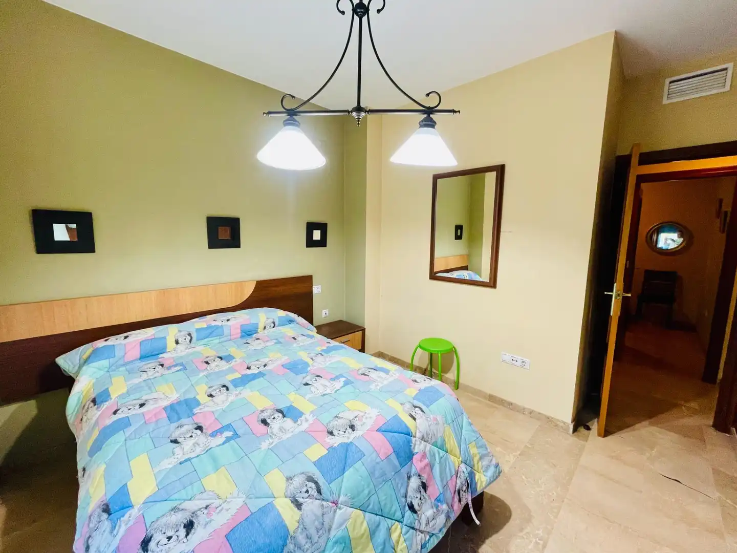 Dormitori de Dúplex en venda en Córdoba amb Calefacció, Terrassa i Balcó