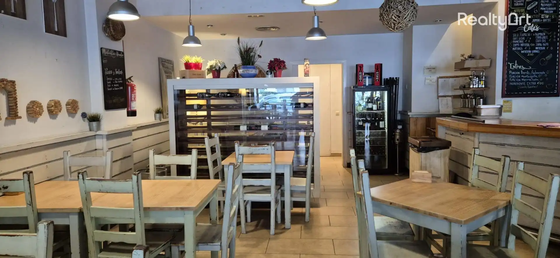 Commercial properties for rent in Sevilla  with Air Conditioner