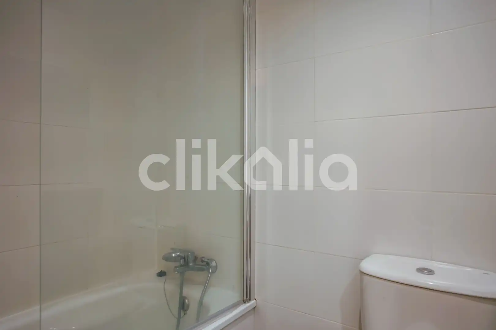 Baño de Piso en venta en Alcorcón con Calefacción y Trastero
