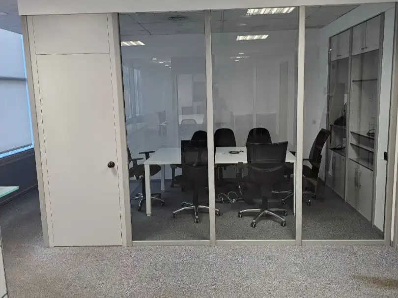 Oficina de alquiler en Sabadell con Aire acondicionado, Calefacción y Amueblado