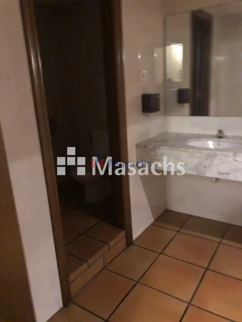 Local comercial en venda a Llevant, imagen 15