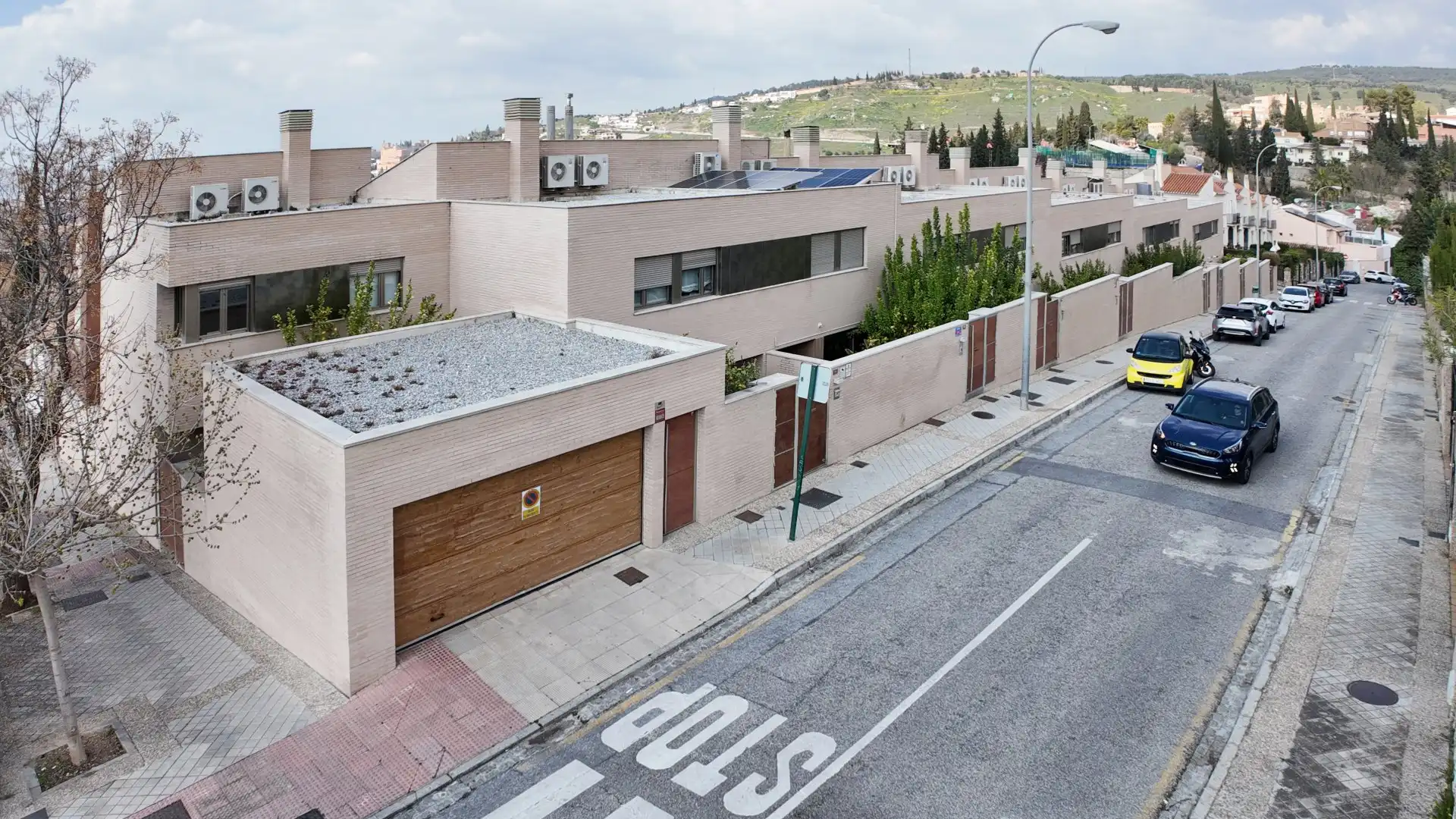 Vista exterior de Casa o chalet en venta en  Granada Capital con Aire acondicionado, Calefacción y Terraza