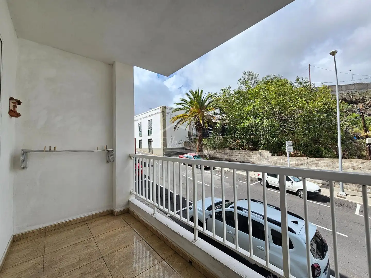 Vista exterior de Pis en venda en Guía de Isora amb Terrassa, Moblat i Forn