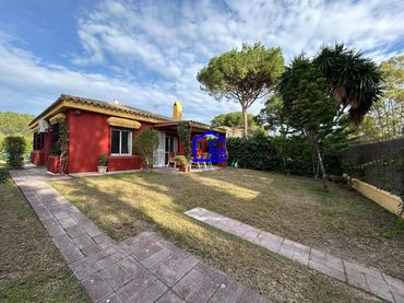 Maison avec jardin à louer à Vistahermosa - Fuentebravía