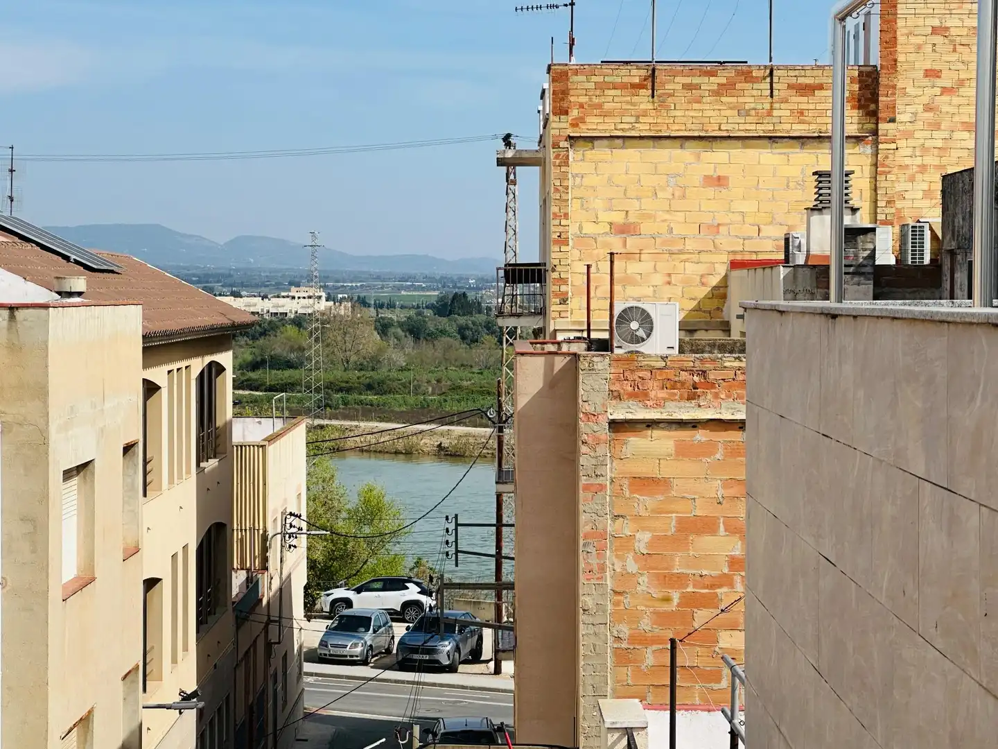 Vista exterior de Casa o xalet en venda en Amposta amb Terrassa i Moblat