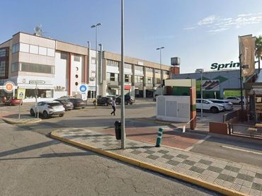 Local comercial en venda a Andújar