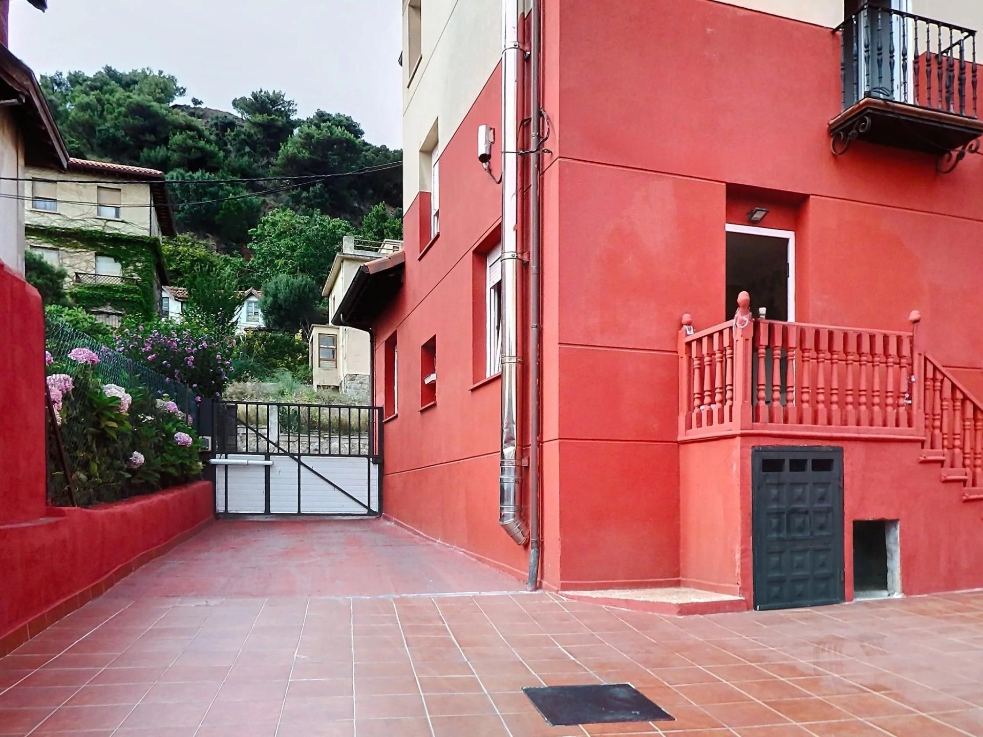 Exterior view of House or chalet for sale in Santander  with Heating, Terrace and Balcony