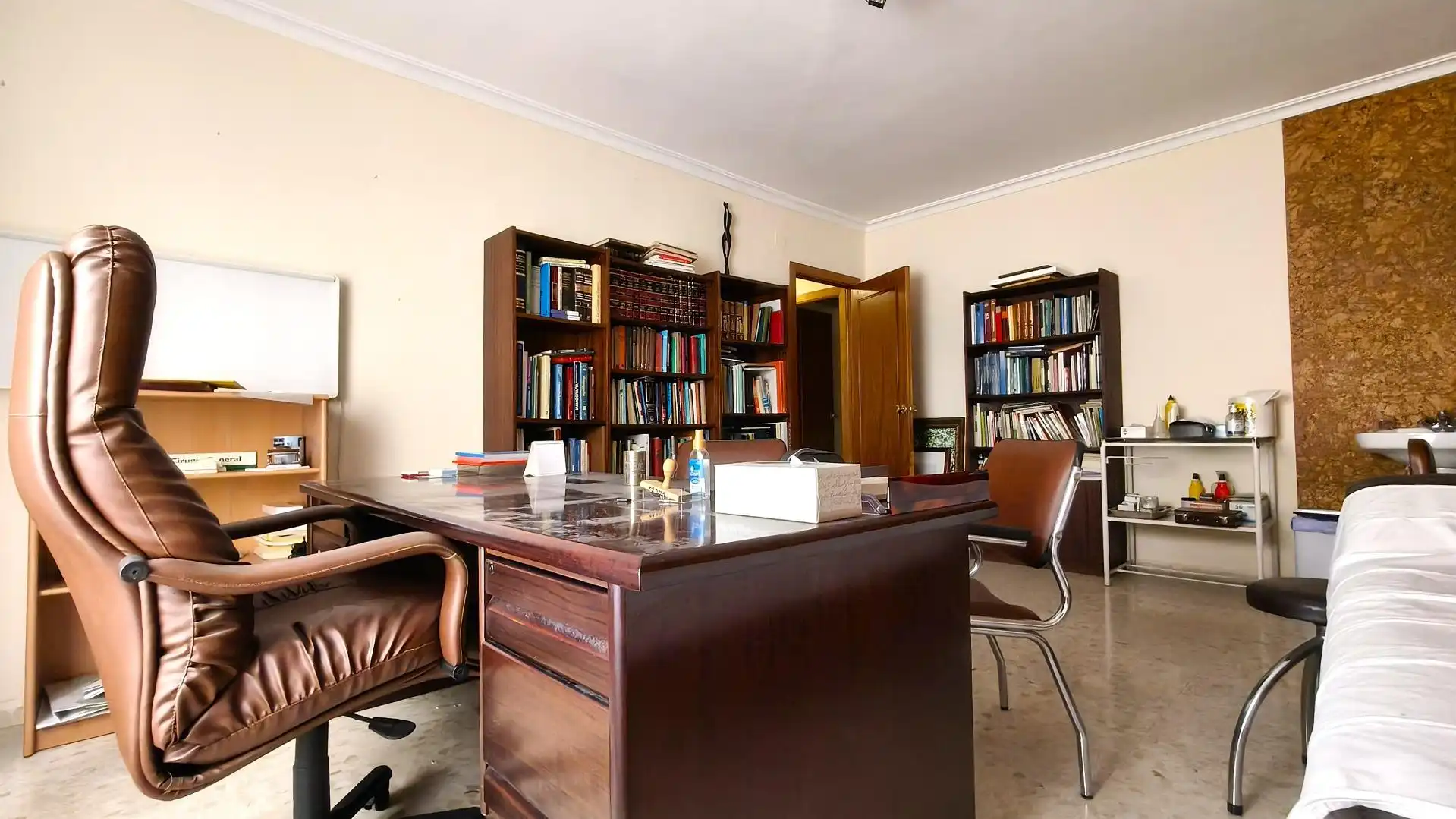 Oficina con ascensor en venta en FERNANDO CALZADILLA