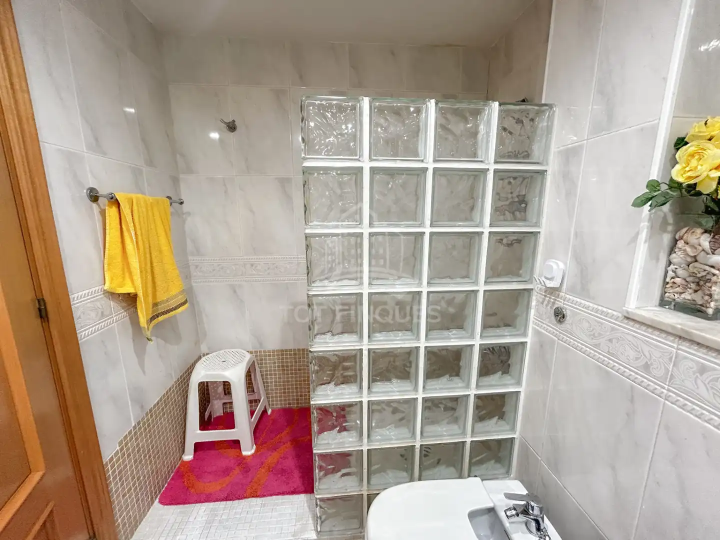 Baño de Piso en venta en Valls con Calefacción, Horno y Balcón