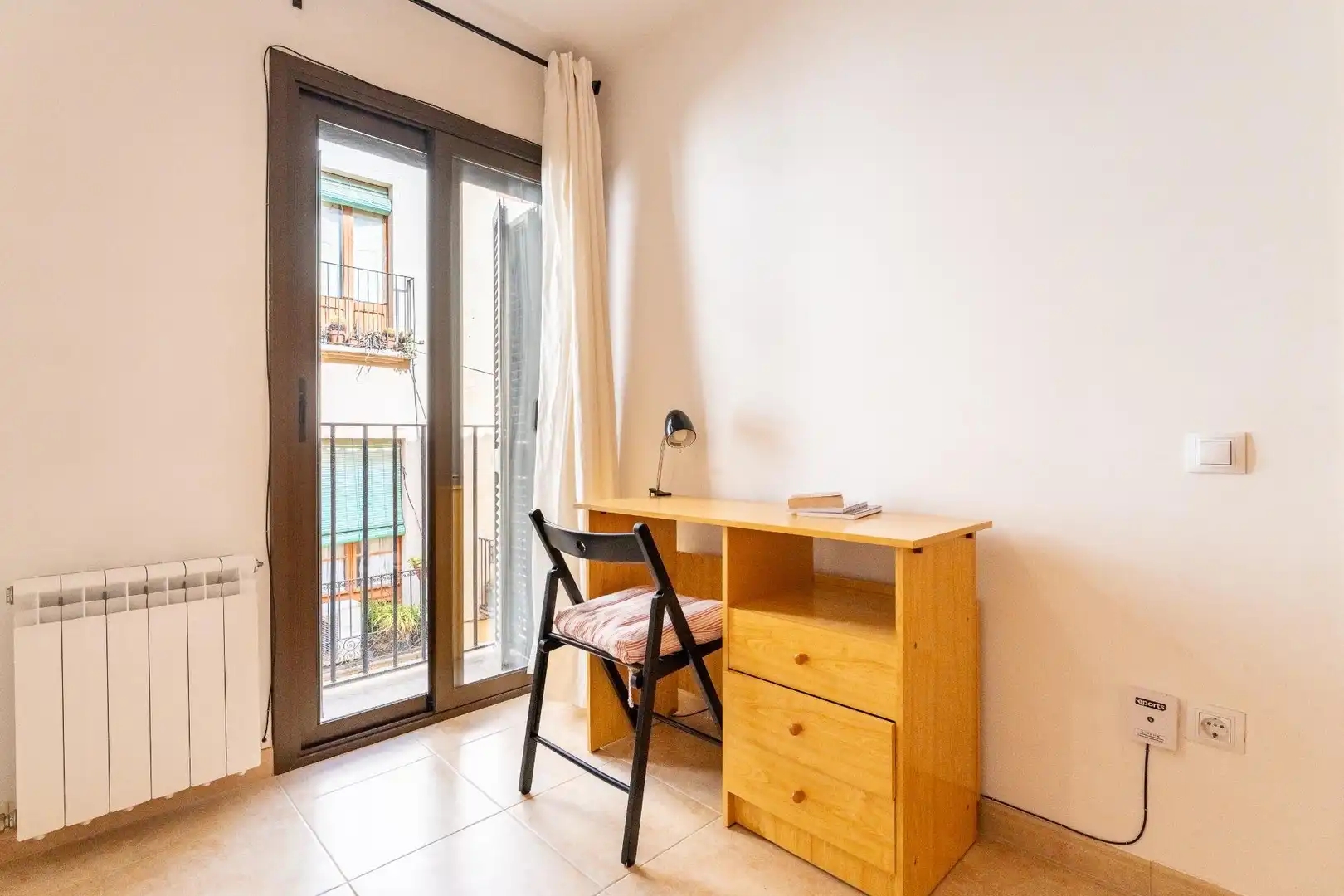 Habitación de Casa o chalet en venta en Falset con Calefacción, Terraza y Balcón