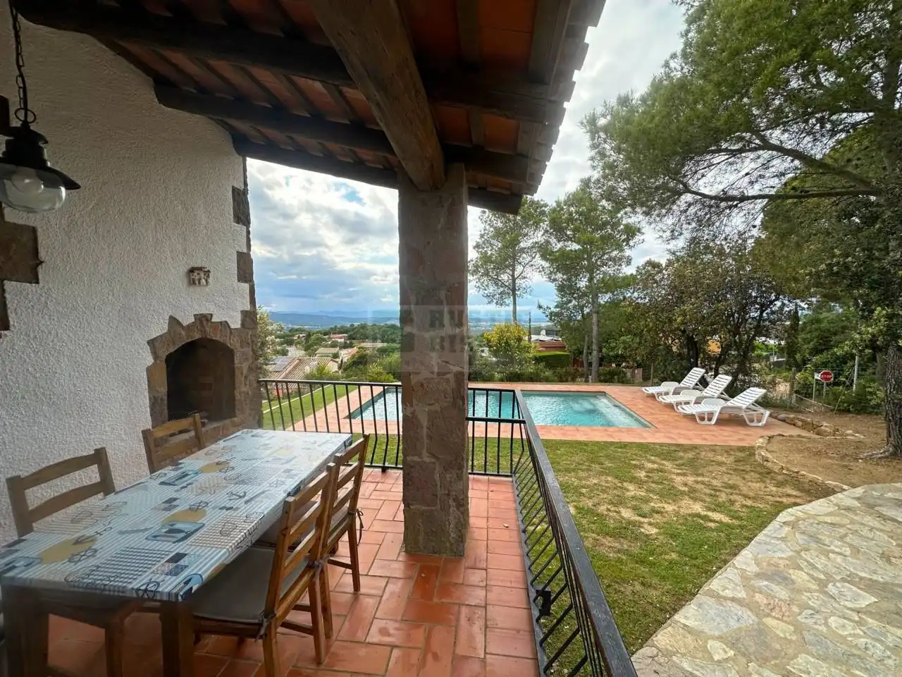 Terraza de Casa o chalet de alquiler en Begur con Calefacción, Jardín privado y Piscina
