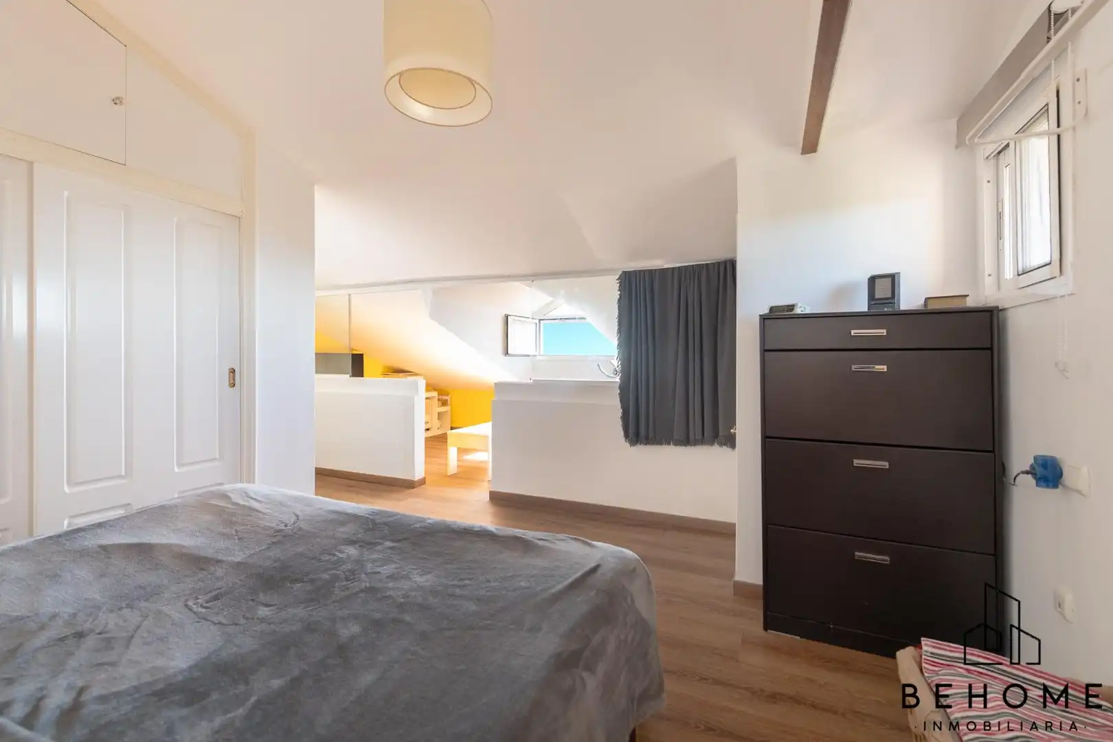 Habitación de Ático en venta en La Alcaidesa con Jardín privado, Terraza y Piscina comunitaria