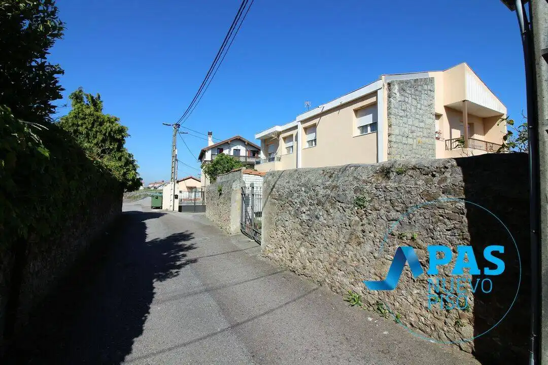 Vista exterior de Piso en venta en Santander con Calefacción