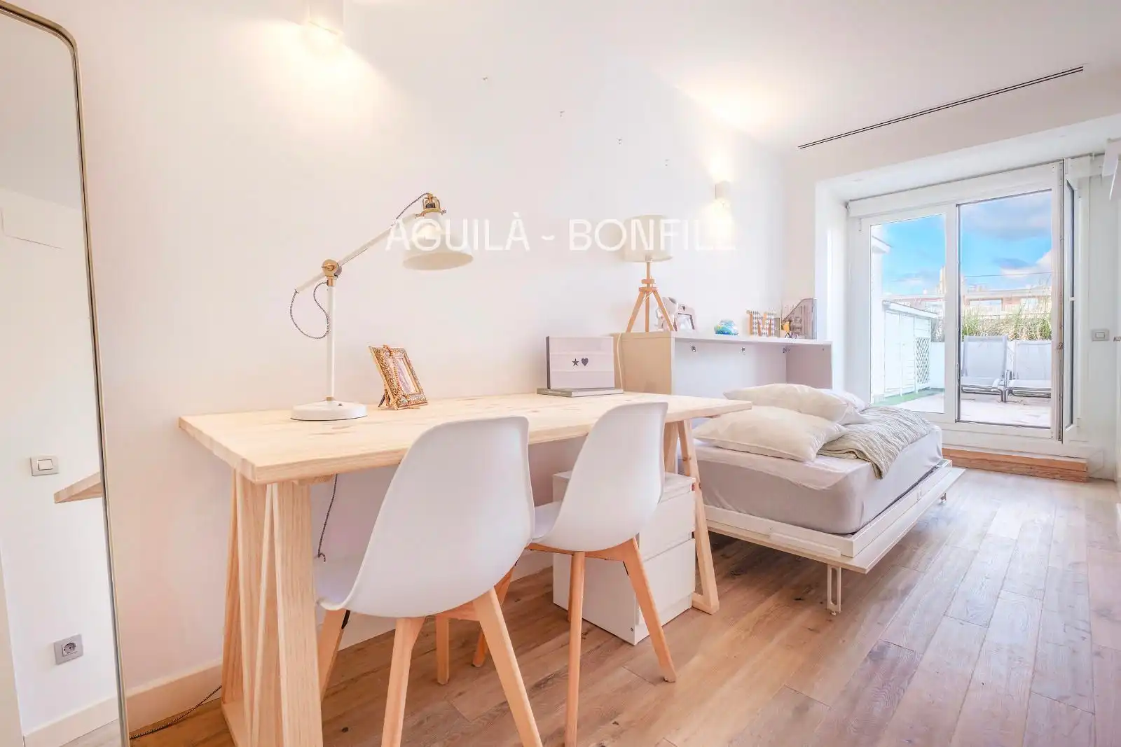 Habitación de Ático en venta en Barcelona con Aire acondicionado, Calefacción y Parquet