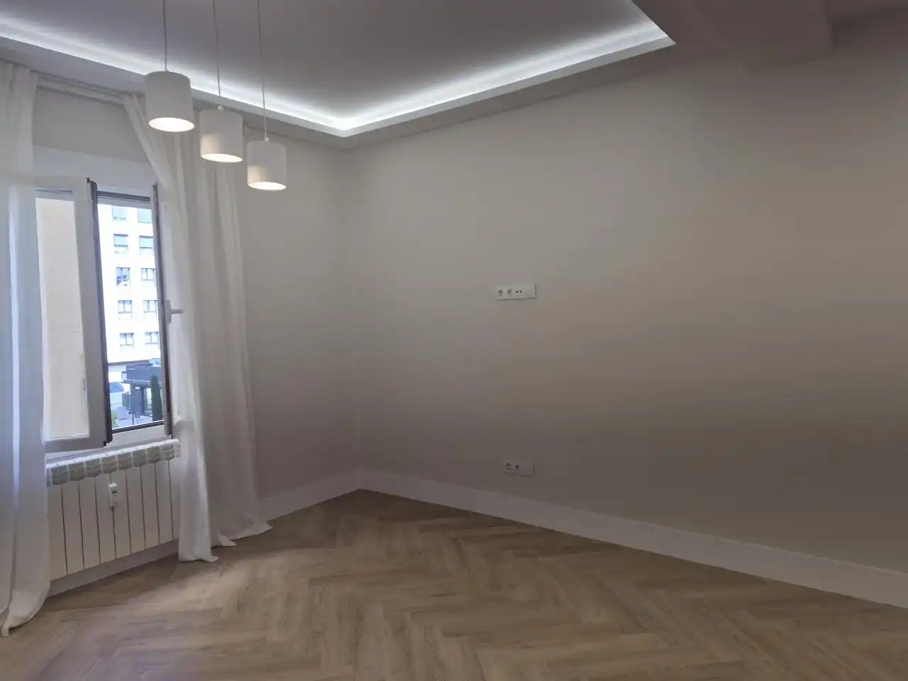 Habitación de Piso en venta en Madrid con Aire acondicionado y Calefacción