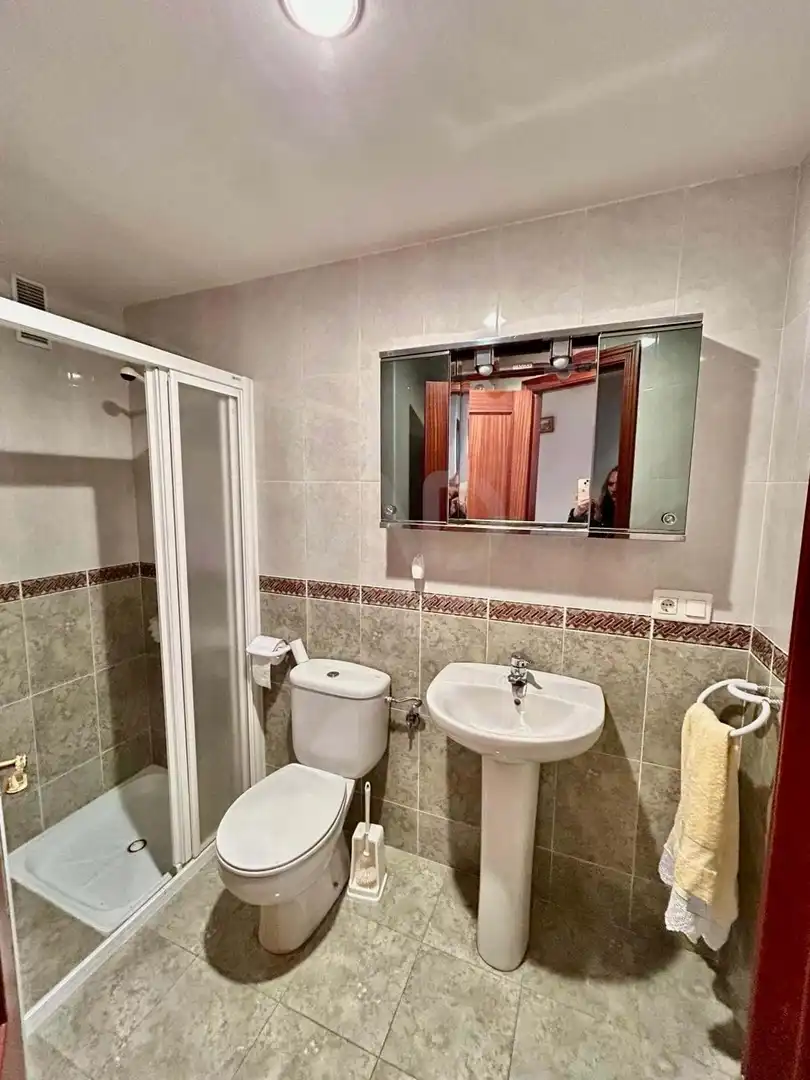 Baño de Piso en venta en La Bañeza  con Calefacción