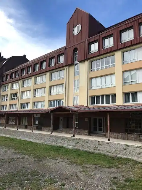 Piso de alquiler en Carretera Astún, 7, Astún