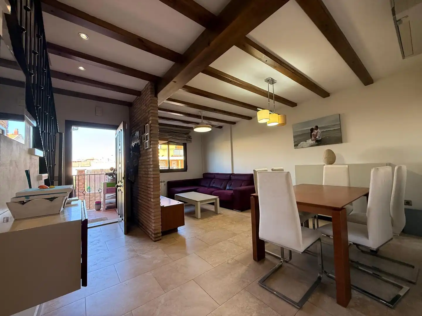 Sala de estar de Casa adosada en venta en San Pedro del Pinatar con Aire acondicionado, Calefacción y Jardín privado