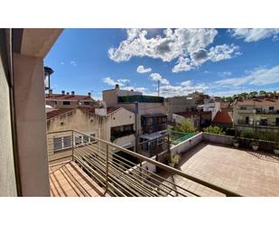 Exterior view of Flat for sale in Terrassa  with Air Conditioner, Heating and Parquet flooring