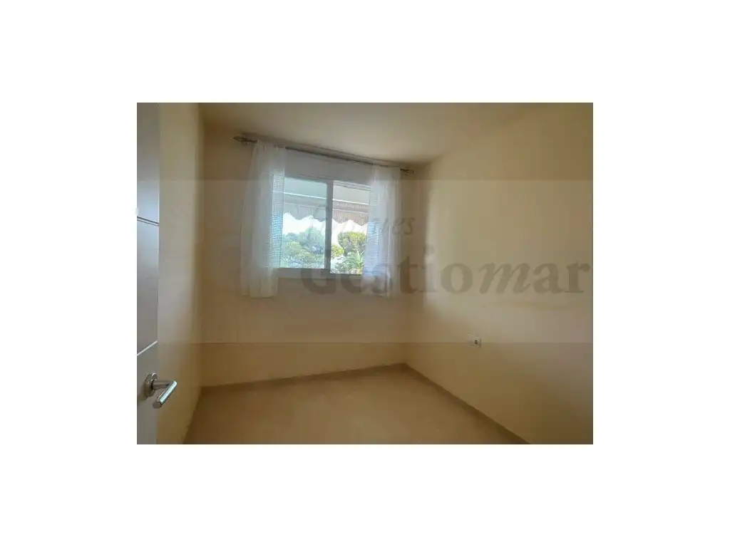 Habitación de Apartamento en venta en Mont-roig del Camp