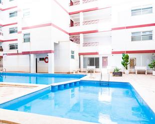 Piscina de Apartament en venda en Torrevieja amb Terrassa, Traster i Piscina comunitària