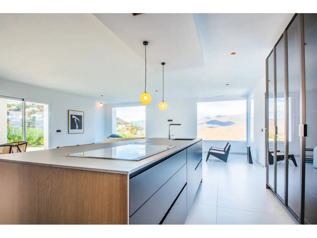 Cocina de Casa o chalet en venta en Marbella con Aire acondicionado, Calefacción y Jardín privado