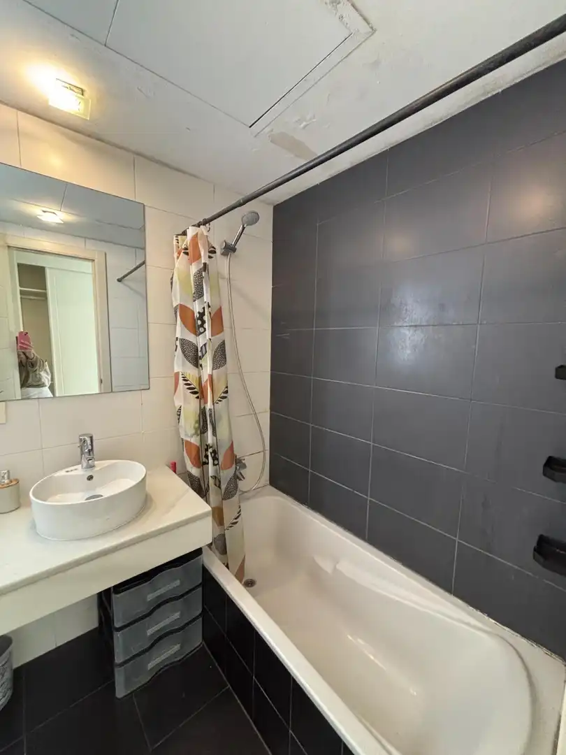 Baño de Piso en venta en Estepona con Jardín privado y Piscina comunitaria