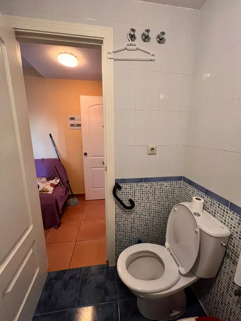 Bathroom of Flat for sale in Torrox  with Air Conditioner, Private garden and Terrace