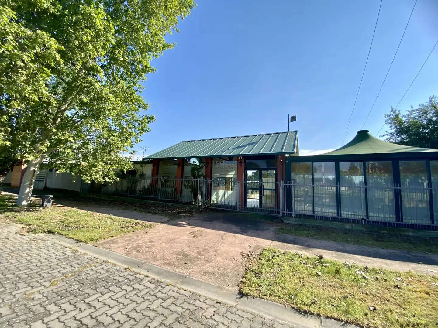 Business premises for sale in Logroño - PANTANO DE LA GRAJERA, imagen 2