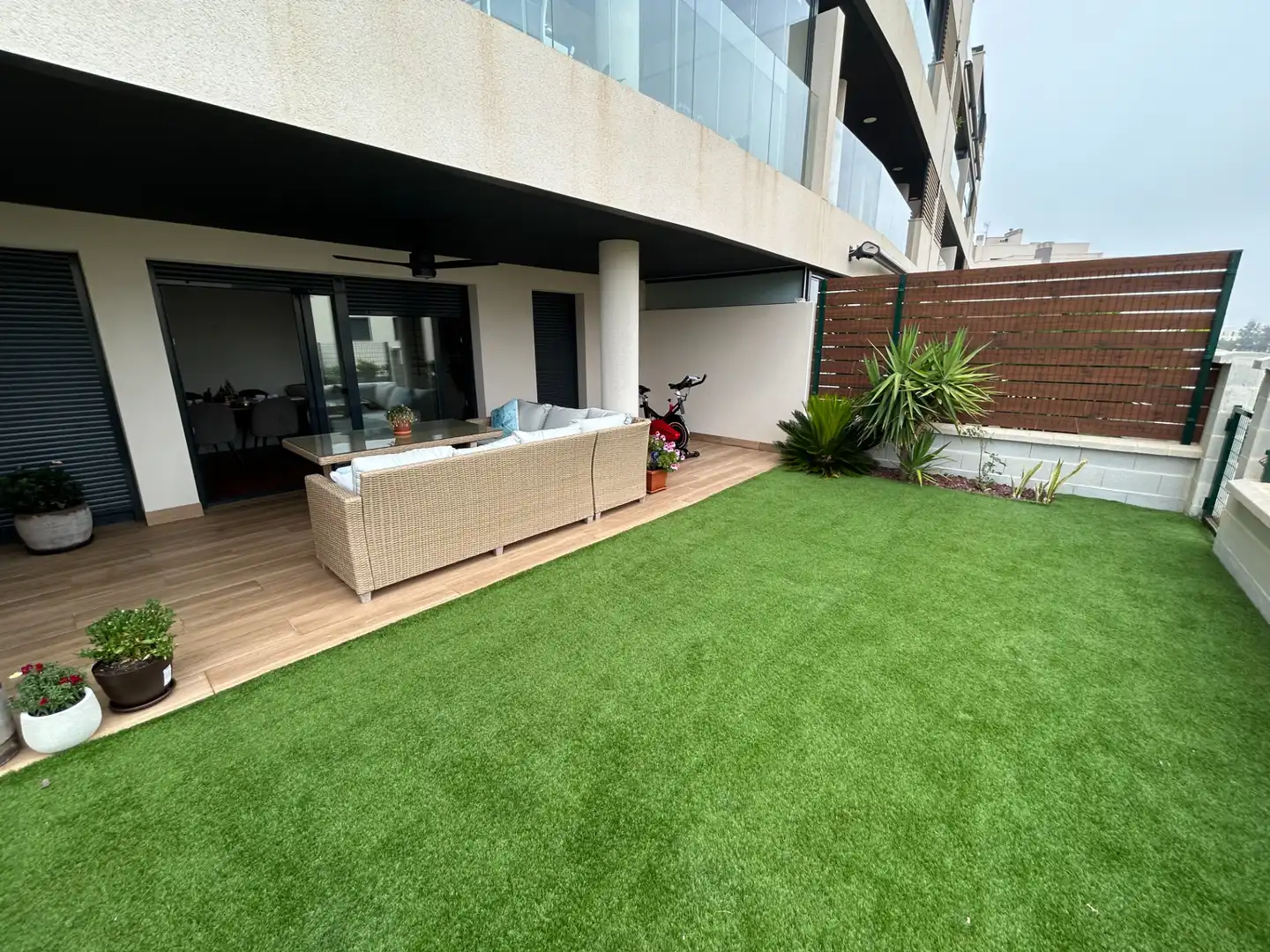 Terraza de Planta baja en venta en Almería con Aire acondicionado, Calefacción y Jardín privado