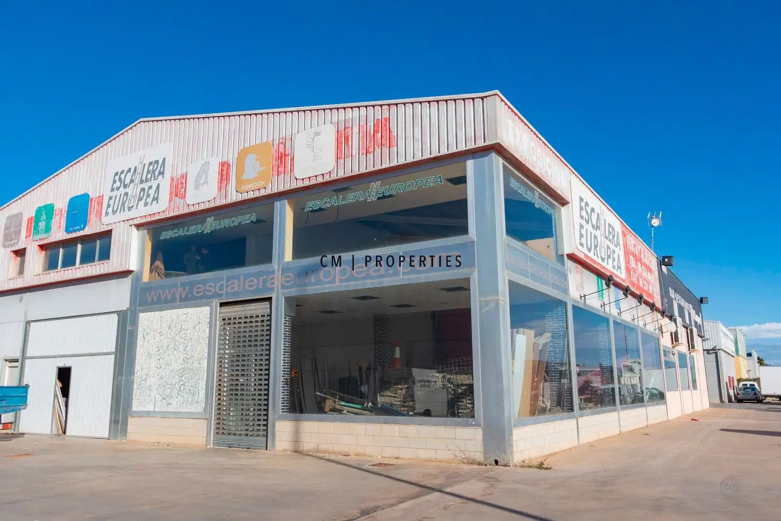 Vista exterior de Nave industrial en venta en Canet d'En Berenguer