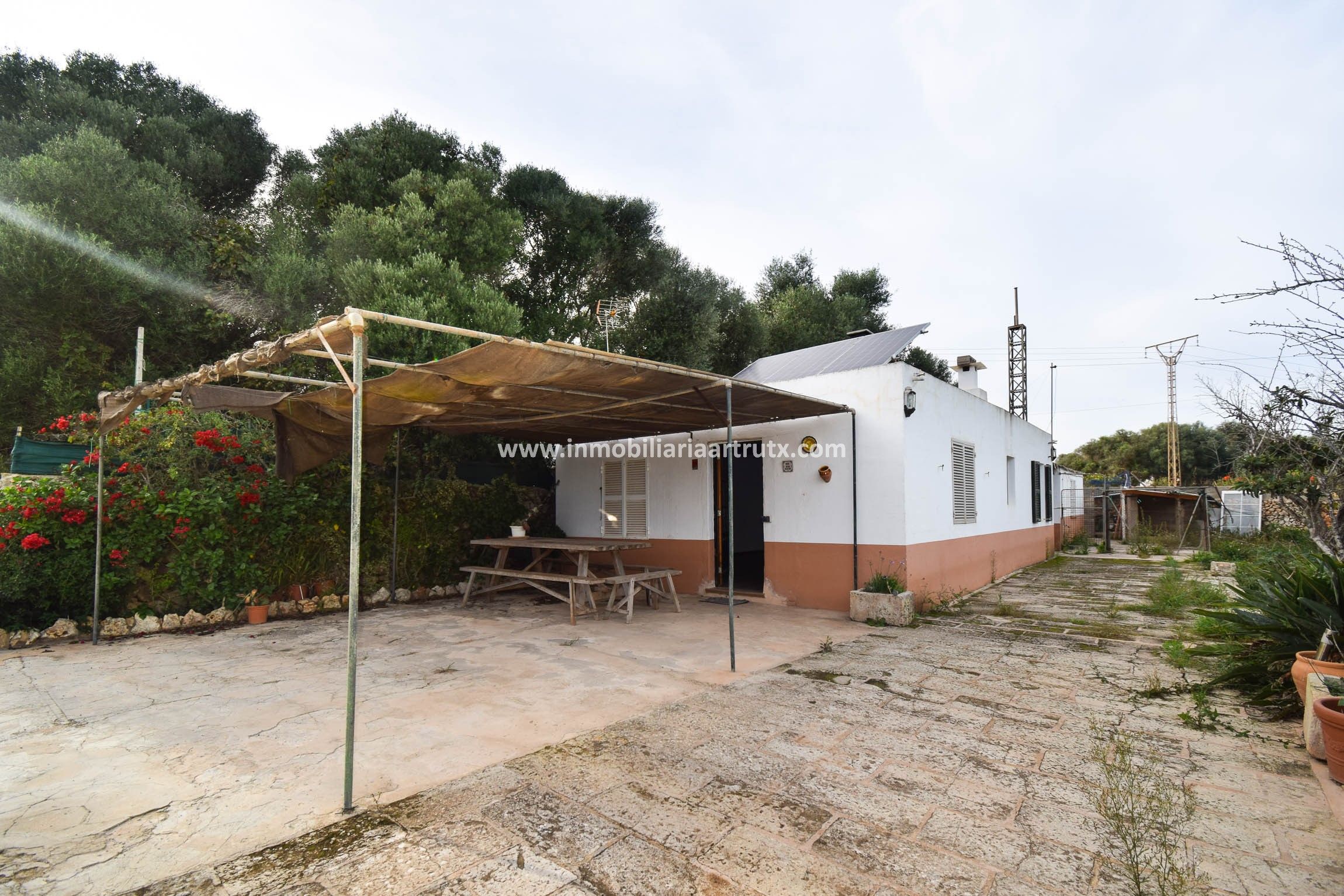 Vista exterior de Finca rústica en venda en Ciutadella de Menorca amb Jardí privat, Terrassa i Traster
