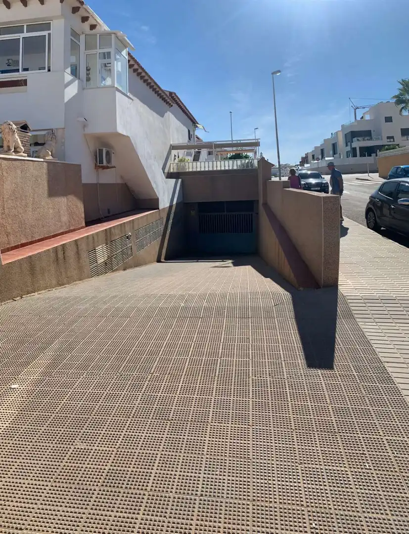 Parking de Garaje en venta en Orihuela