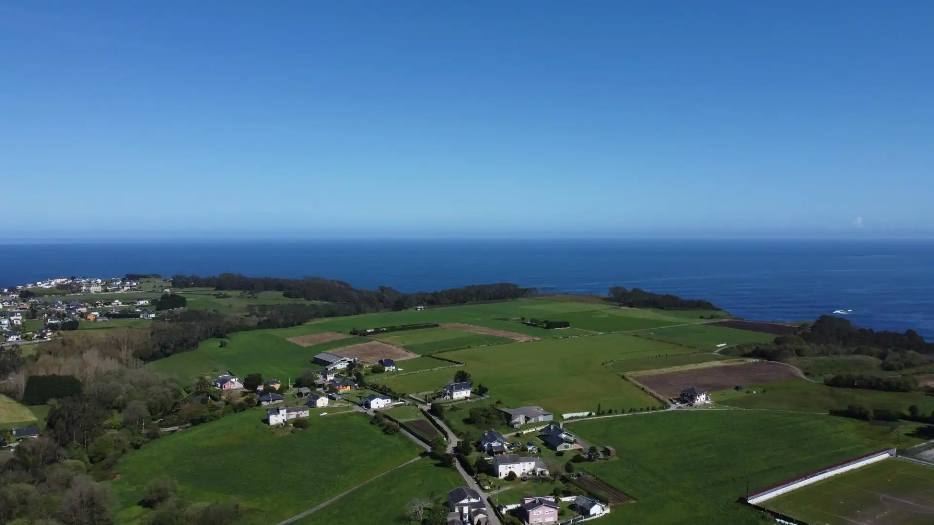 Residential for sale in El Franco 