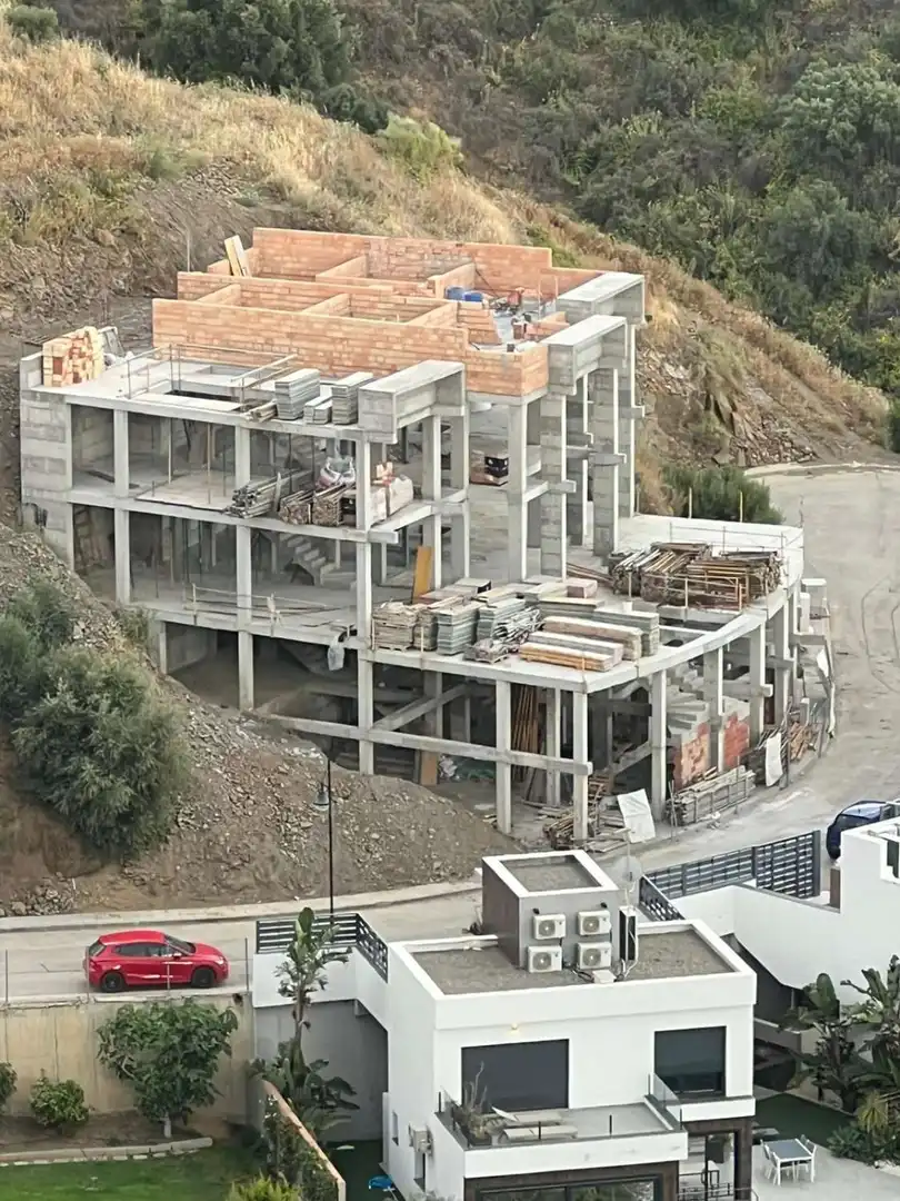 Vista exterior de Casa adosada en venta en Torrox con Terraza, Trastero y Piscina