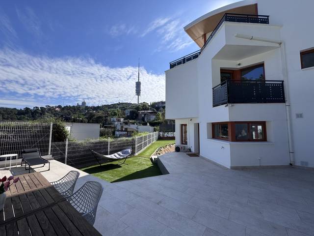 Casa-chalet en Venta en Vallvidrera - Tibidabo - Les Planes
