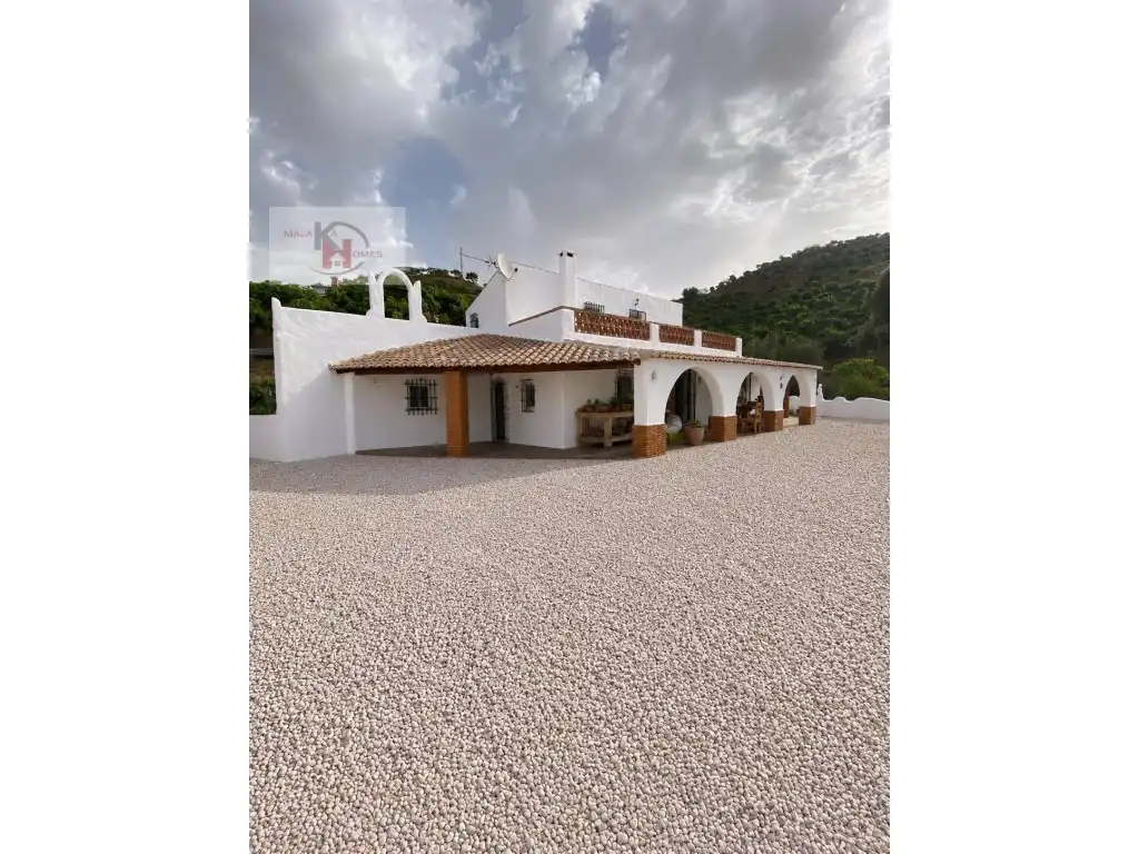 Vista exterior de Casa o chalet en venta en Vélez-Málaga ciudad