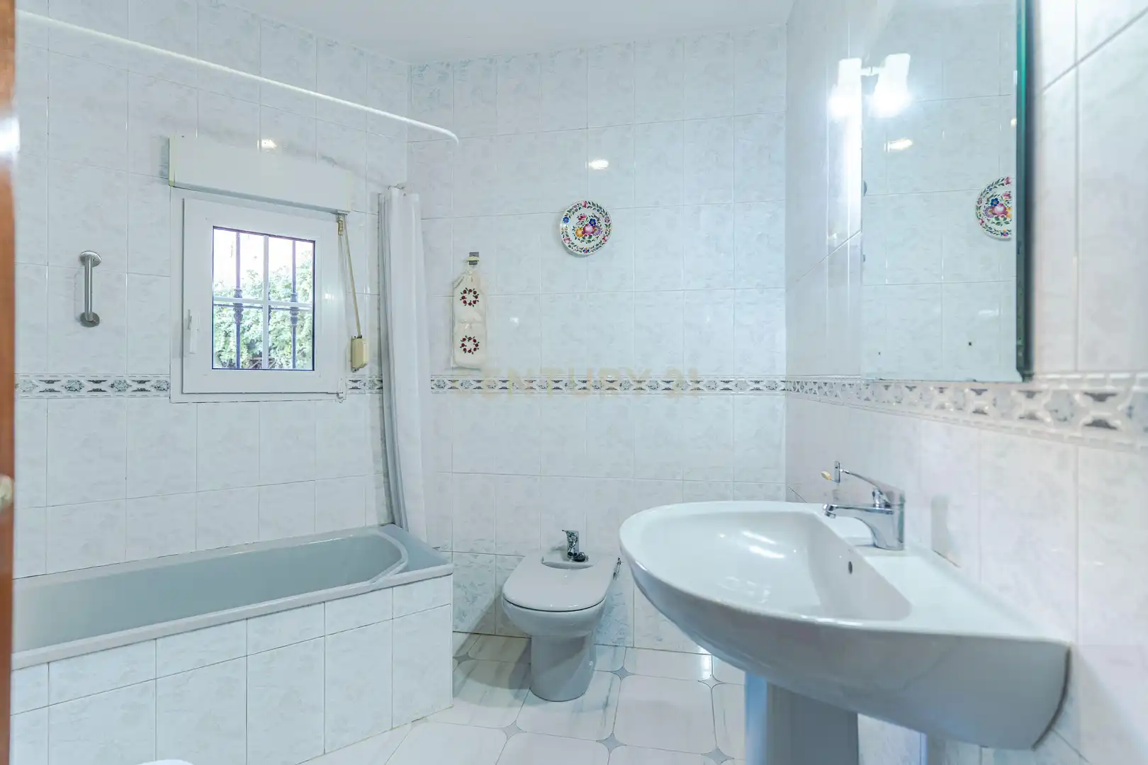 Baño de Casa o chalet en venta en Íllora con Aire acondicionado, Jardín privado y Trastero