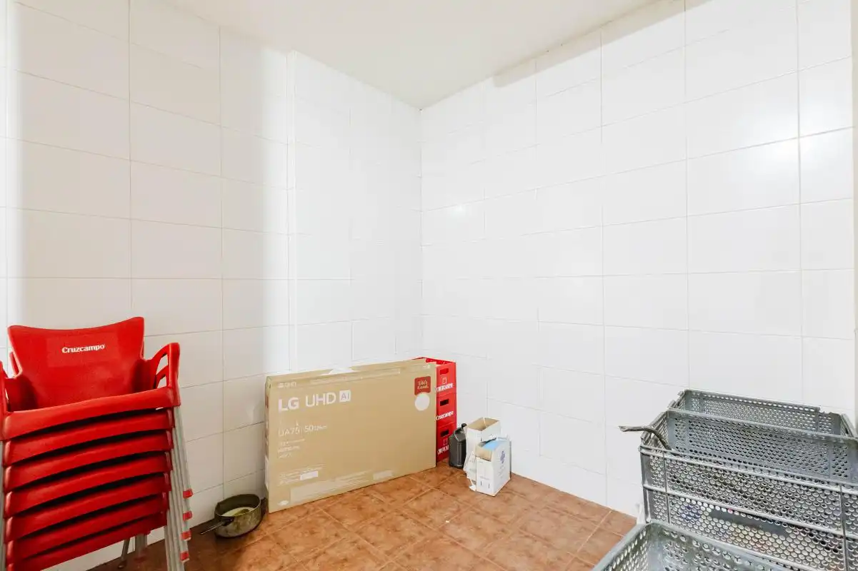 Local en venta en Marbella con Calefacción