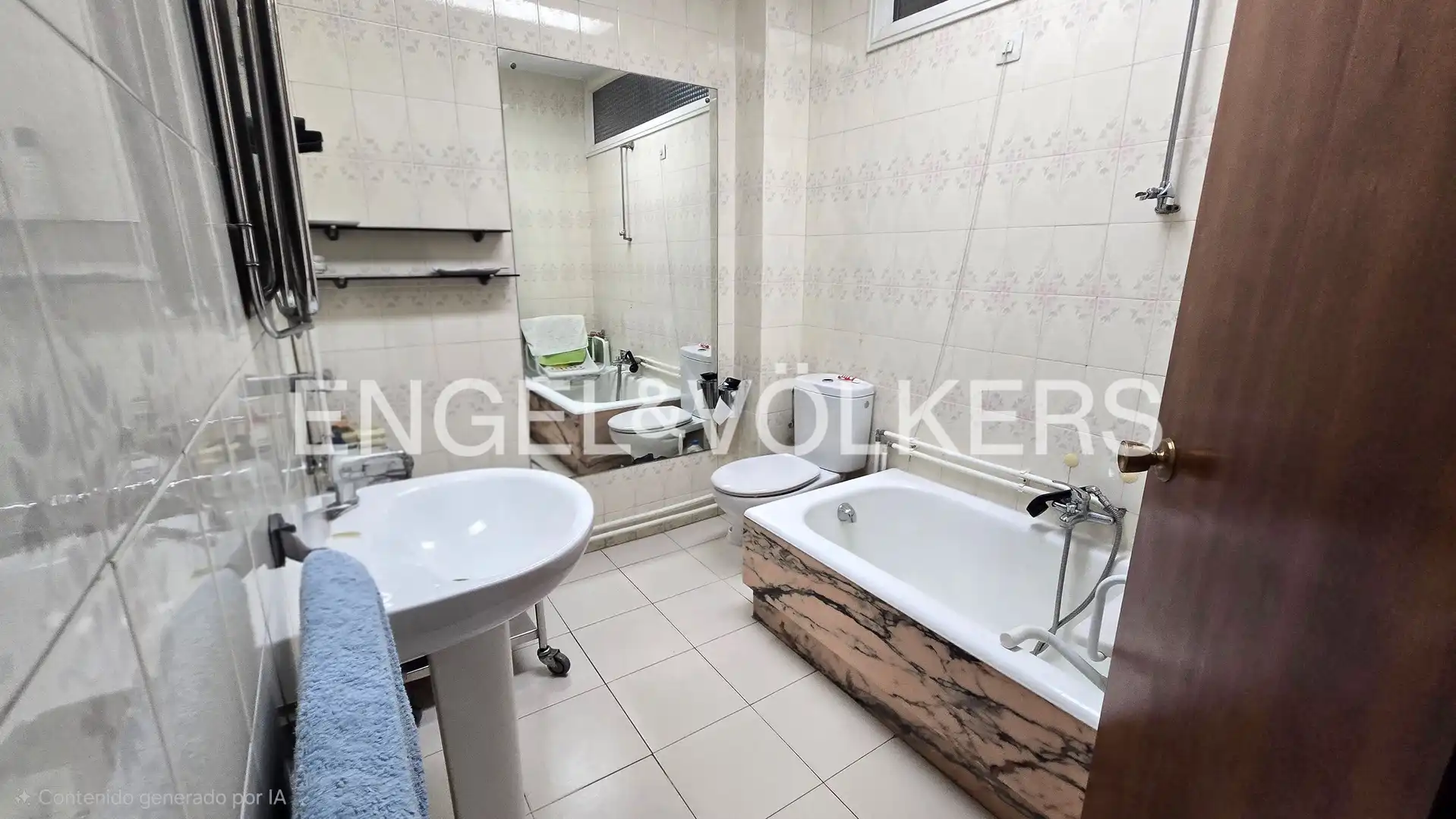 Baño de Apartamento en venta en Vigo  con Calefacción y Terraza