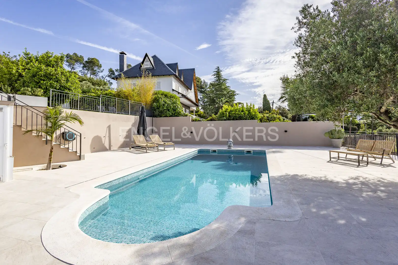 Vista exterior de Casa o chalet de alquiler en Naut Aran con Aire acondicionado, Calefacción y Jardín privado