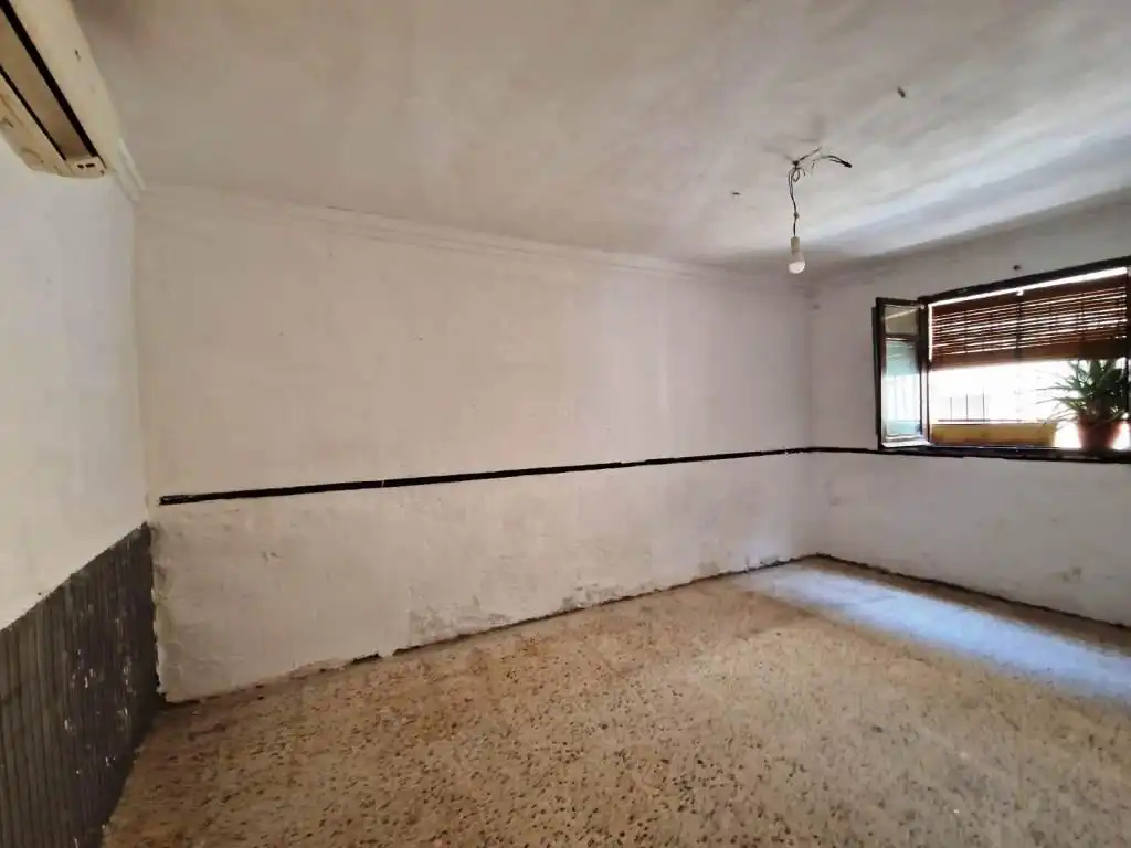 Houses for sale in Esplús  with Air Conditioner