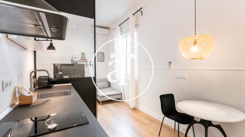 Photo 3 of Flat to rent in Carrer de la Reina Cristina, Sant Pere, Sta. Caterina i la Ribera, Barcelona