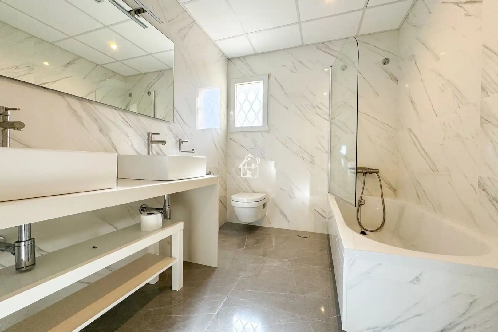 Bathroom of Houses for rent in Orihuela  with Air Conditioner, Swimming Pool and Furnished