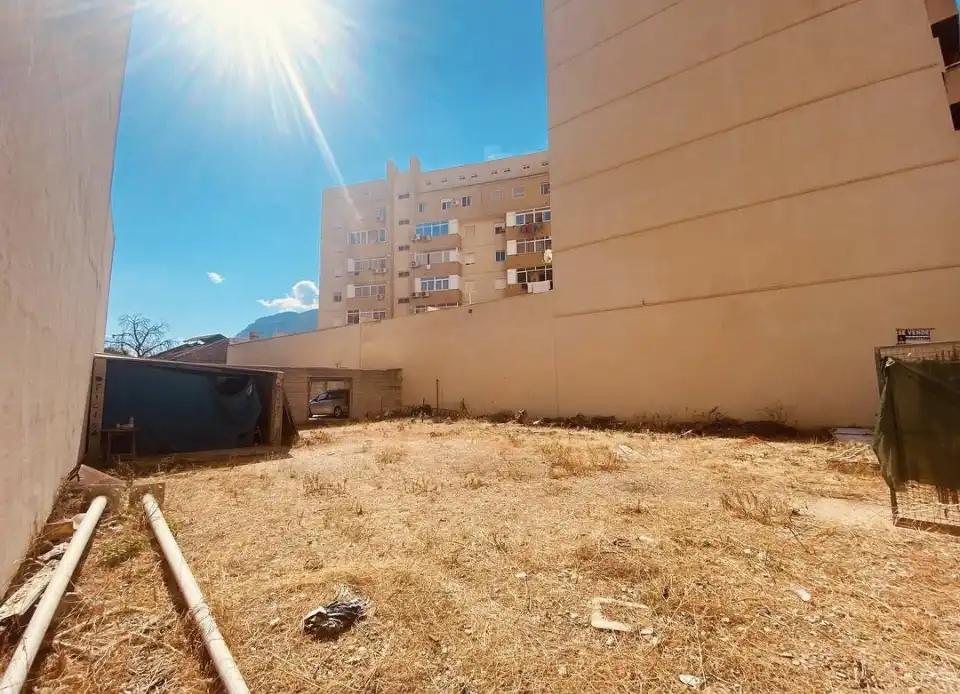 Terreny residencial en venda a Saladar