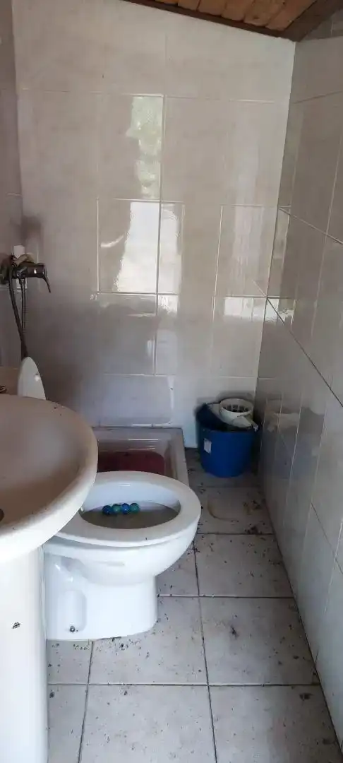 Bany de Casa adosada en venda en Galende amb Jardí privat