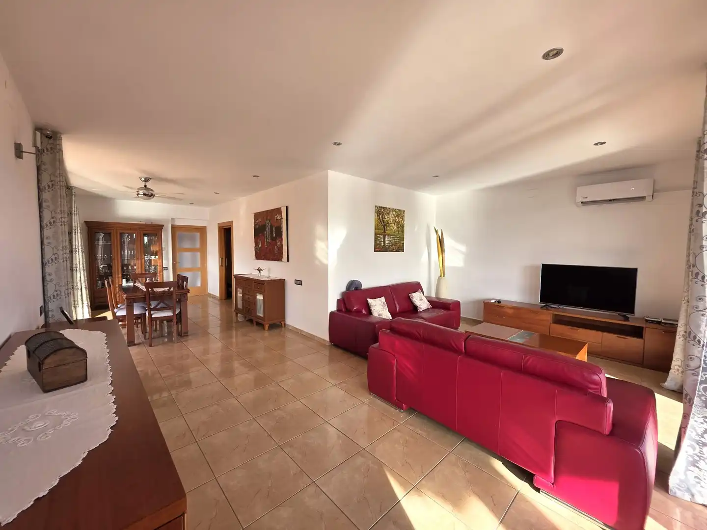Living room of Houses for sale in El Vendrell  with Air Conditioner, Heating and Private garden