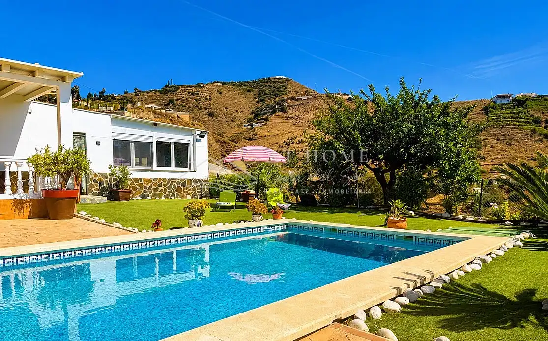 Casa con piscina in affitto a Torrox Pueblo, imagen 12