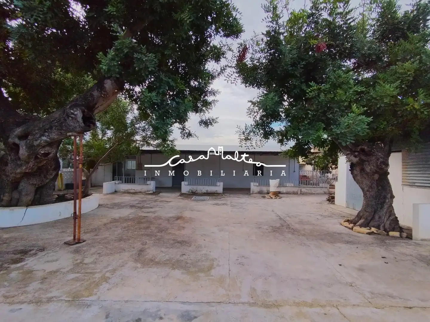 Vista exterior de Casa o xalet en venda en Ador amb Calefacció, Jardí privat i Terrassa