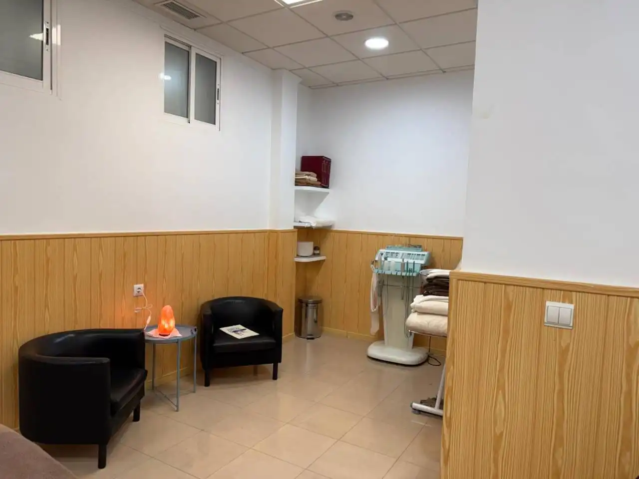 Commercial properties for rent in El Puerto de Santa María  with Air Conditioner and Alarm
